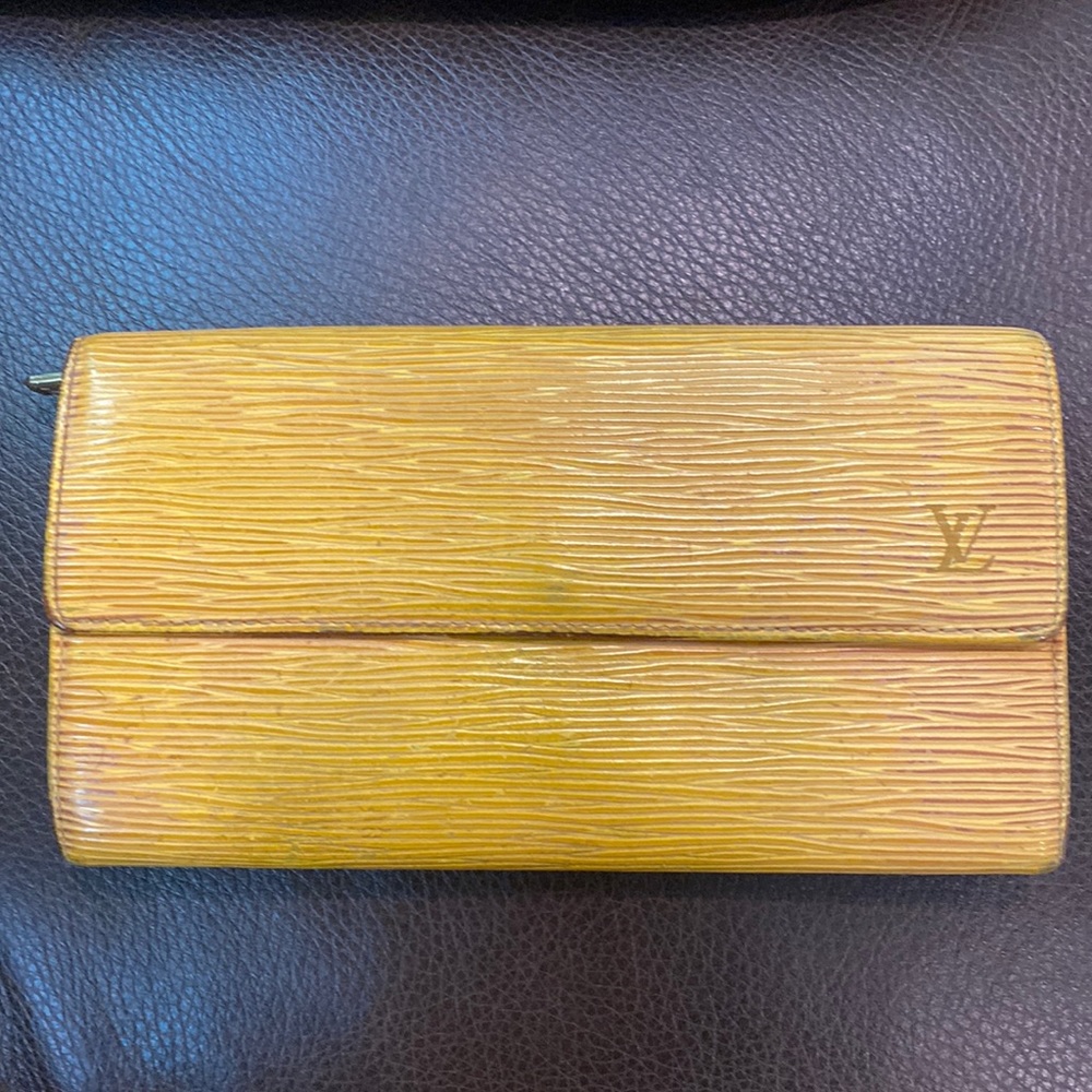 LV Epi Sarah wallet